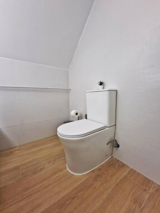 Encantador Duplex Para 6 A 1 Minuto De La Playa Benalmádena Zewnętrze zdjęcie